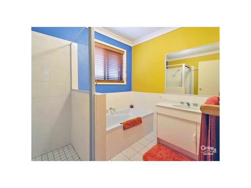 166 Pioneer Crescent, Bellbowrie QLD 4070