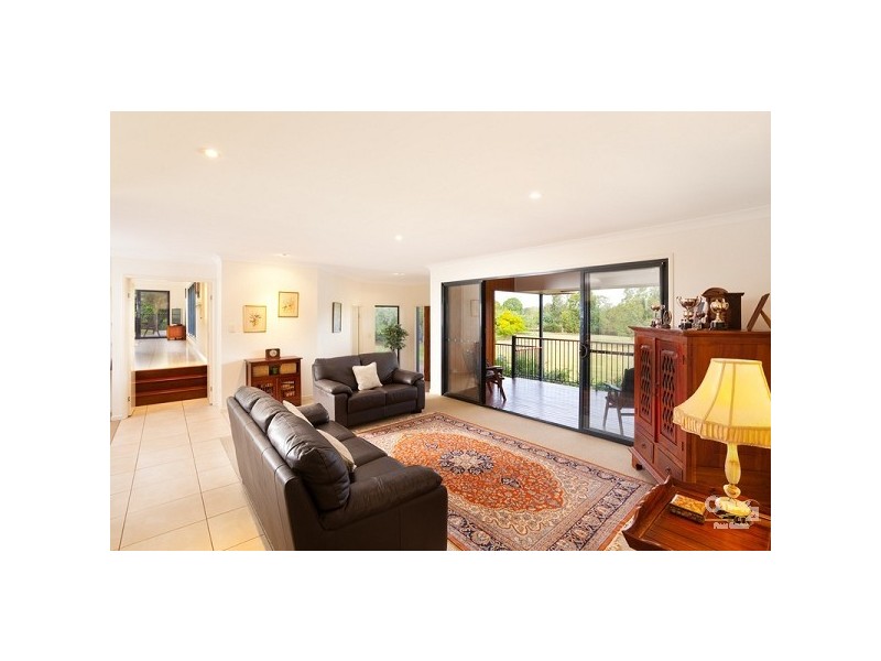 30 Boyle Road, Pullenvale QLD 4069