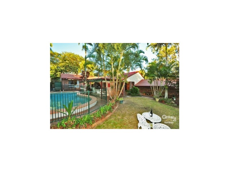 8 Broadmoor Street, Kenmore Hills QLD 4069