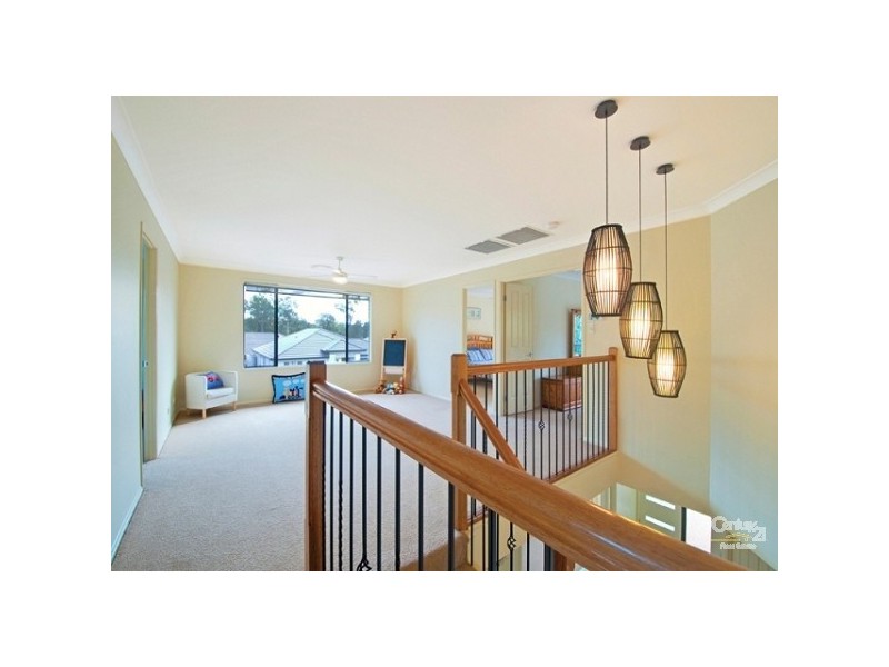 1 Hendos Place, Moggill QLD 4070