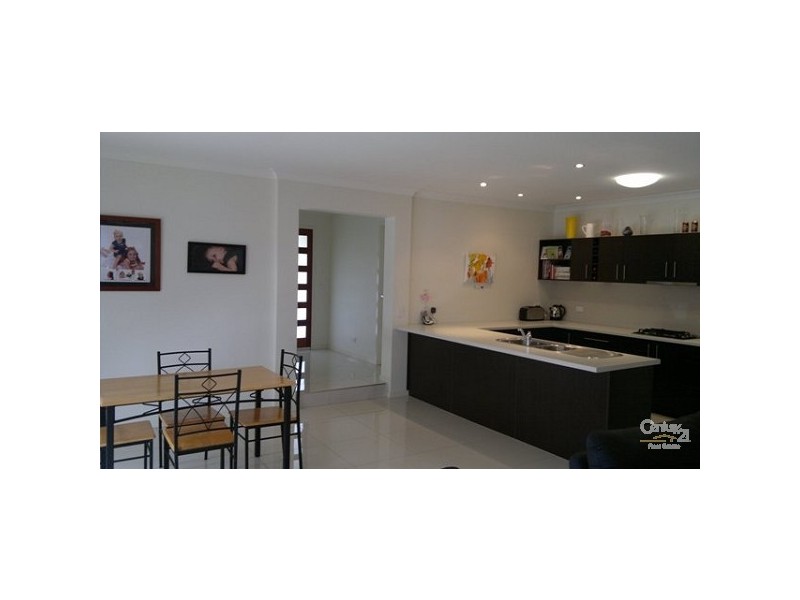 5 Regency Crescent, Moggill QLD 4070