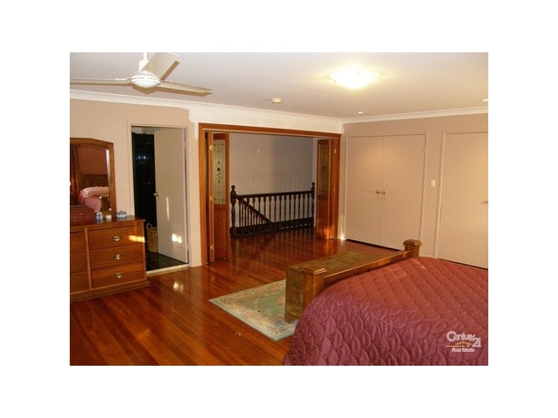 8 Okra Place, Bellbowrie QLD 4070