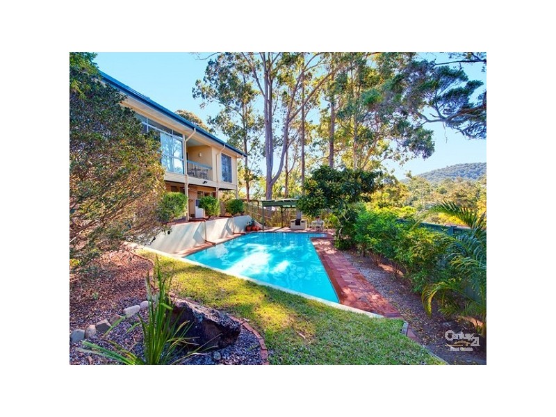 121 Burbong Street, Chapel Hill QLD 4069