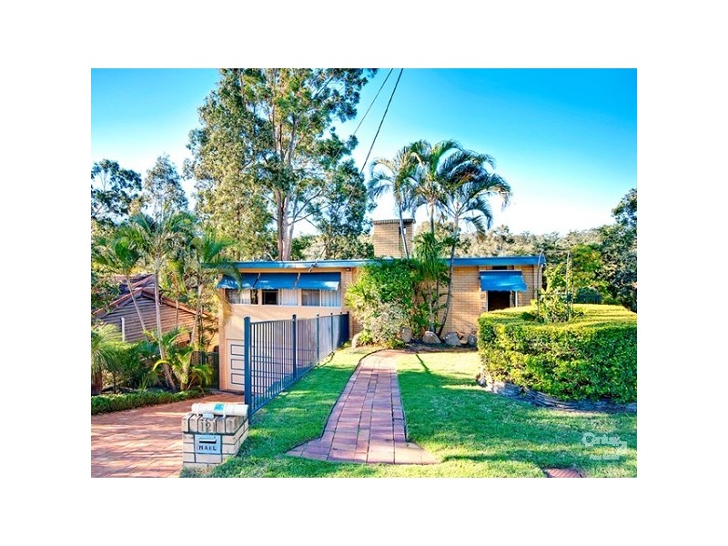 121 Burbong Street, Chapel Hill QLD 4069