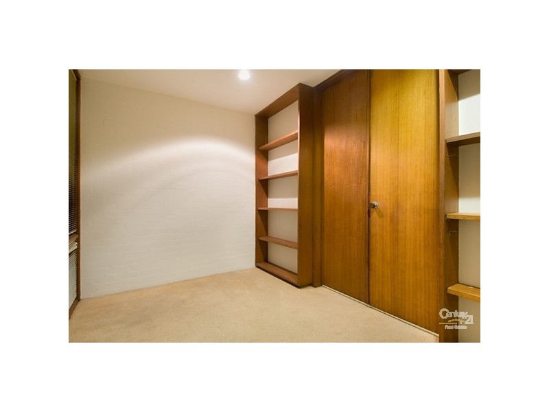 76 Twilight Street, Kenmore QLD 4069