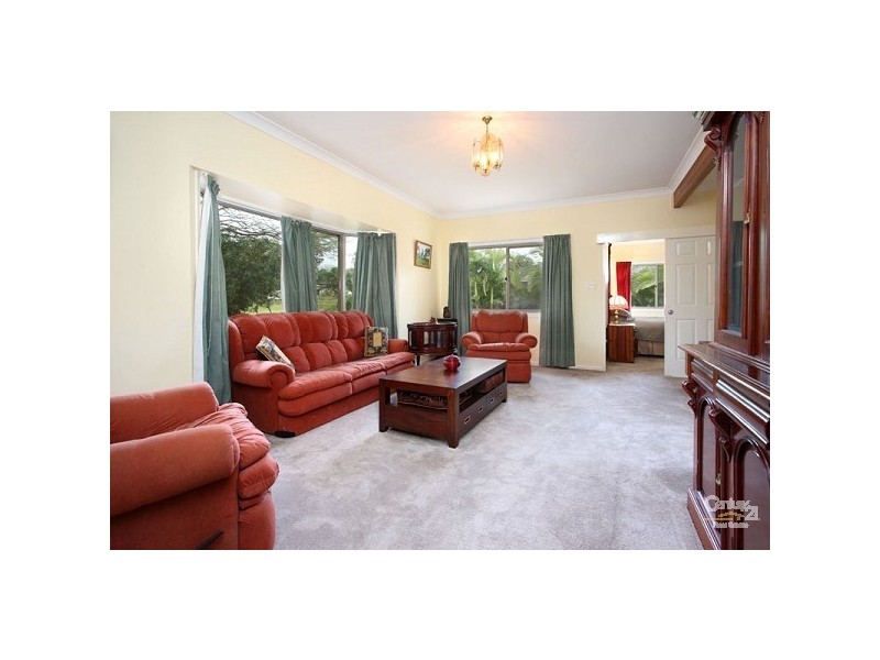 28 Pioneer Crescent, Bellbowrie QLD 4070