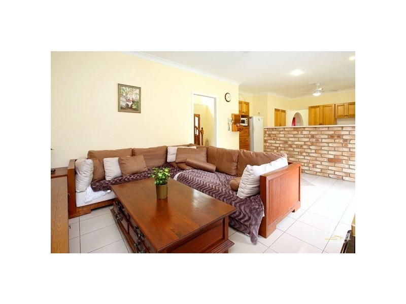 28 Pioneer Crescent, Bellbowrie QLD 4070