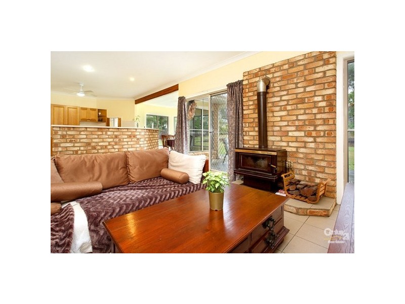 28 Pioneer Crescent, Bellbowrie QLD 4070