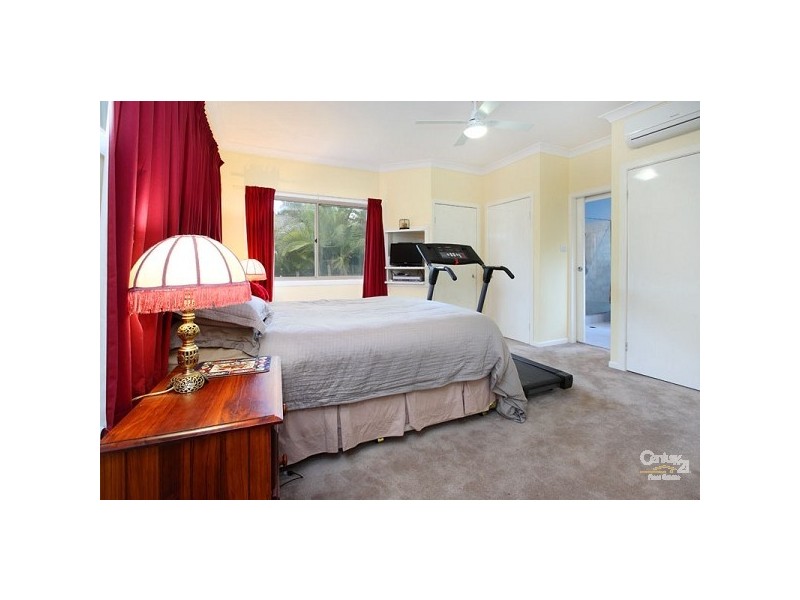 28 Pioneer Crescent, Bellbowrie QLD 4070