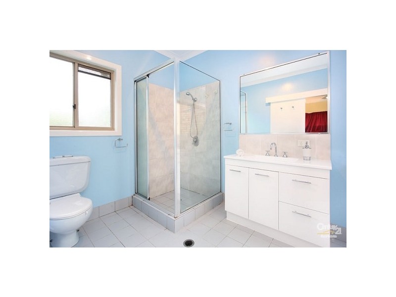 28 Pioneer Crescent, Bellbowrie QLD 4070