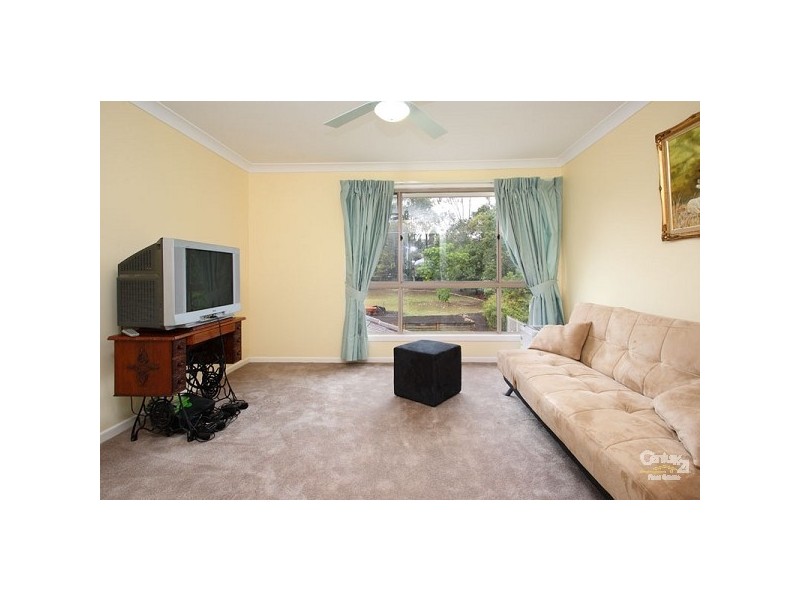 28 Pioneer Crescent, Bellbowrie QLD 4070