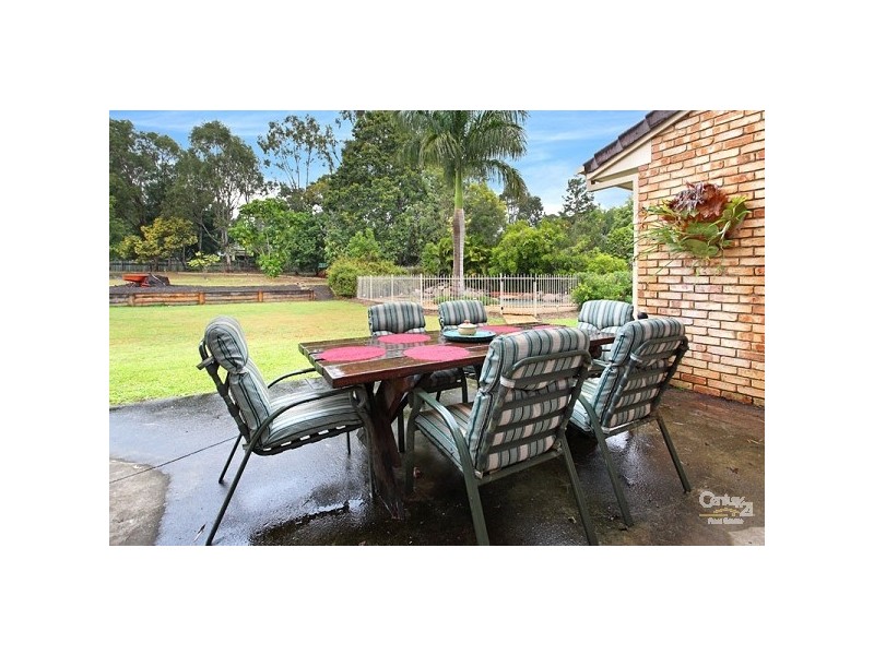 28 Pioneer Crescent, Bellbowrie QLD 4070