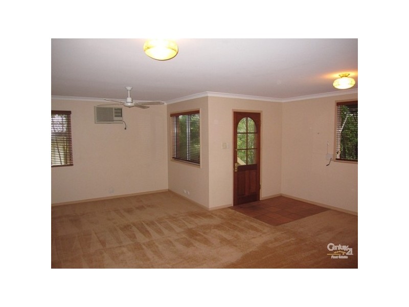 6 Meagan Street, Kenmore QLD 4069