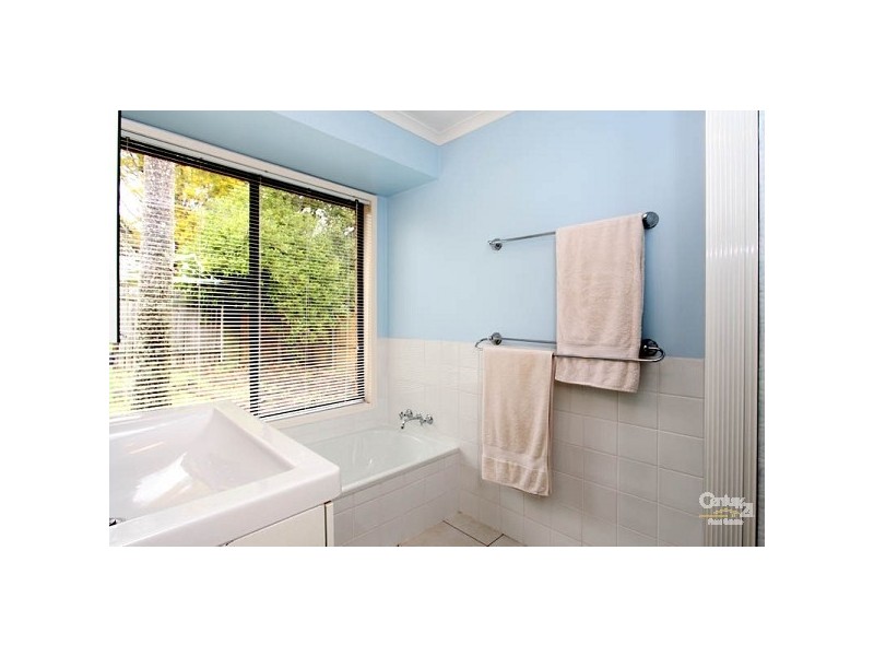 61 Montanus Drive, Bellbowrie QLD 4070