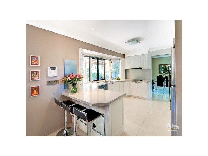 50 Drysdale Crescent, Brookfield QLD 4069