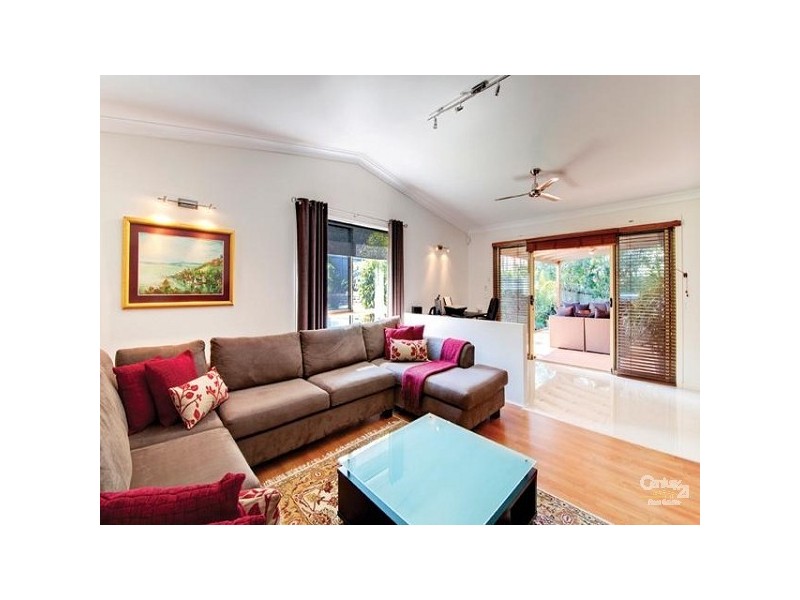 50 Drysdale Crescent, Brookfield QLD 4069