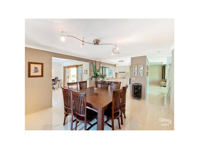 50 Drysdale Crescent, Brookfield QLD 4069