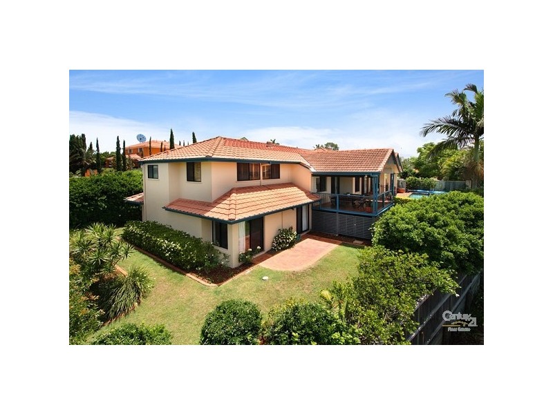 27 McConnell Crescent, Brookfield QLD 4069