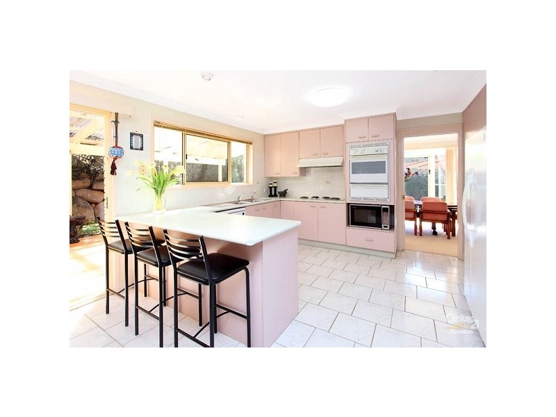 3 Kagoola Close, Chapel Hill QLD 4069