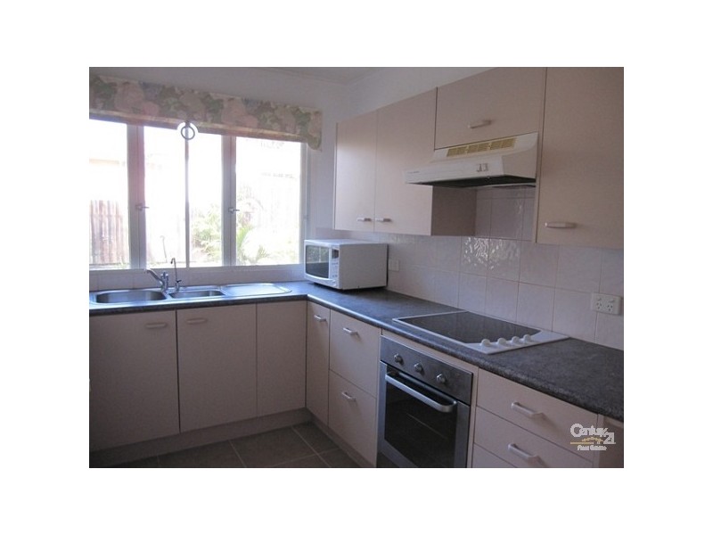 16 Havard Street, Kenmore QLD 4069