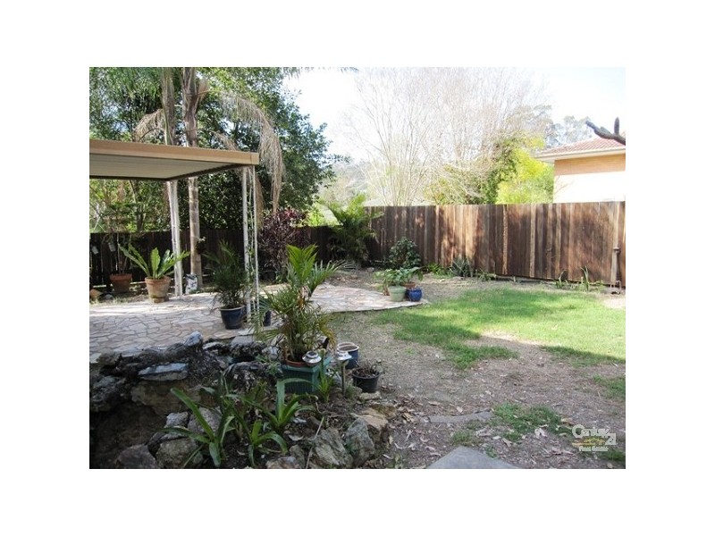 16 Havard Street, Kenmore QLD 4069