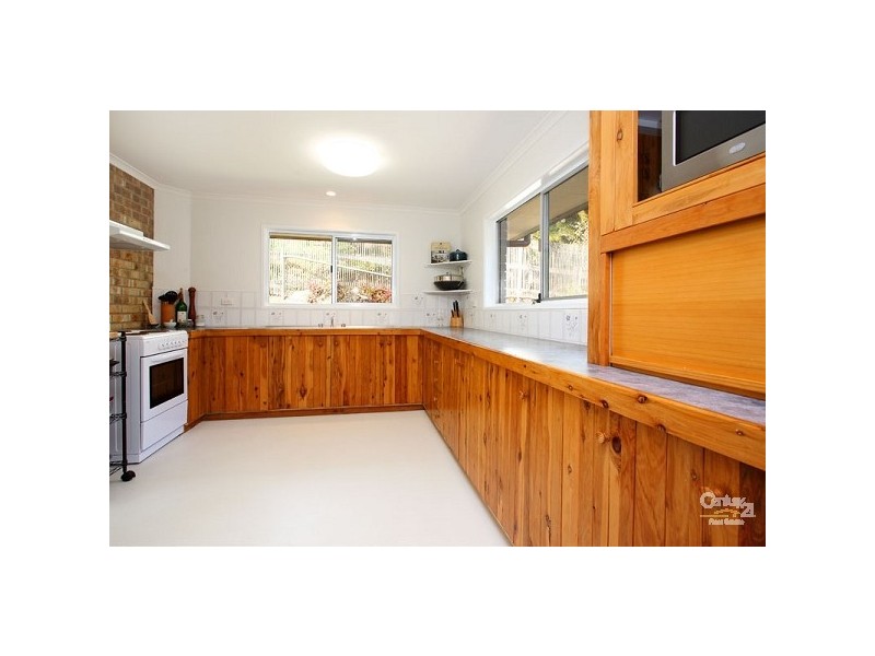 10 Kanooka Street, Bellbowrie QLD 4070