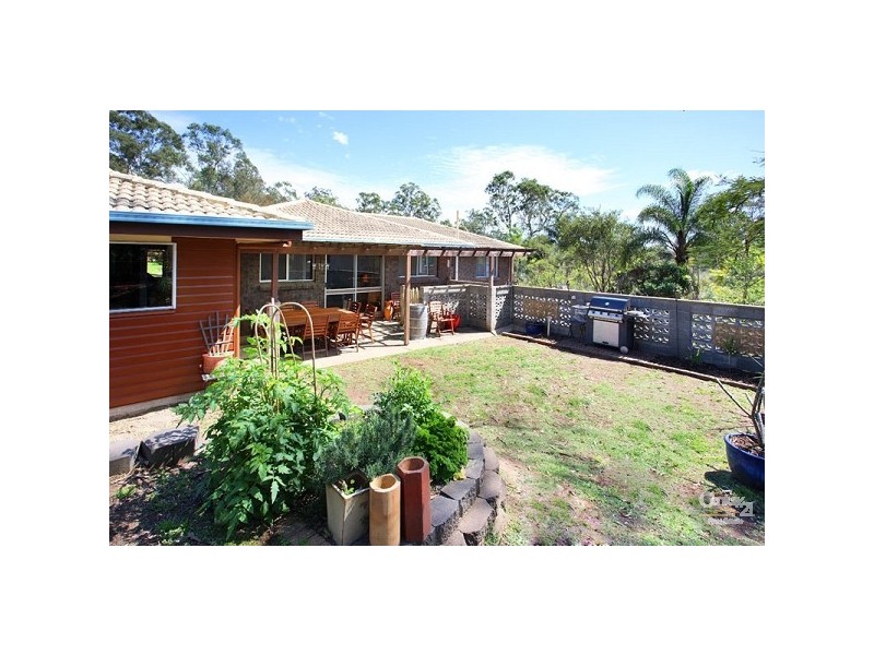 10 Kanooka Street, Bellbowrie QLD 4070