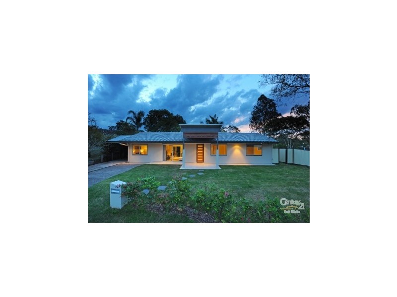 5 Canongate Street, Kenmore QLD 4069