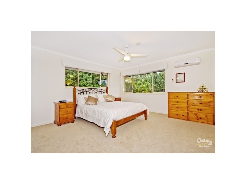 23 Drysdale Crescent, Brookfield QLD 4069
