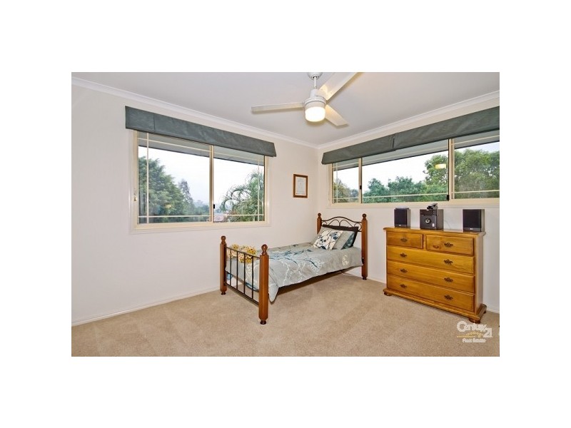 23 Drysdale Crescent, Brookfield QLD 4069