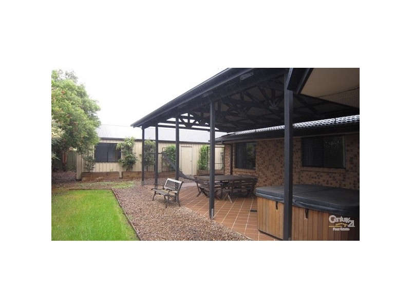 48 Crestwood Place, Moggill QLD 4070