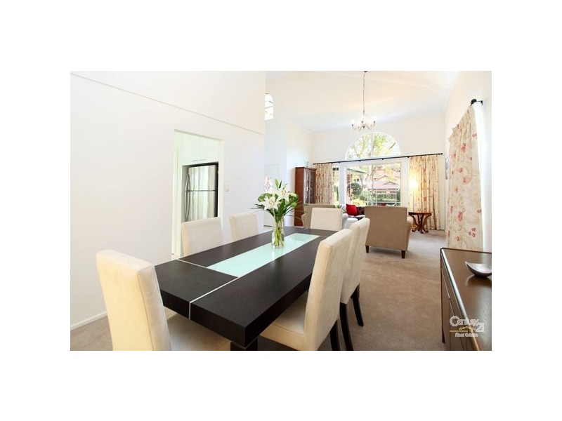 24 Drysdale Crescent, Brookfield QLD 4069