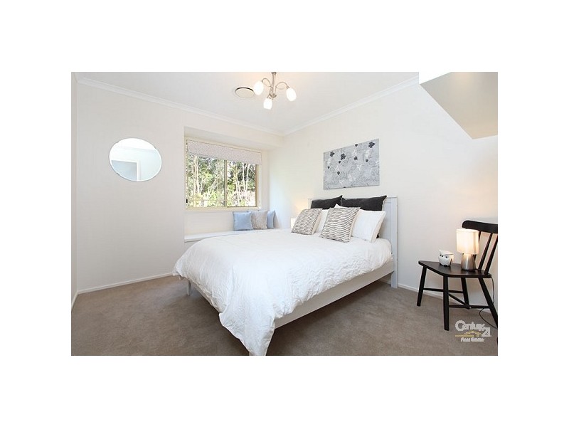 24 Drysdale Crescent, Brookfield QLD 4069
