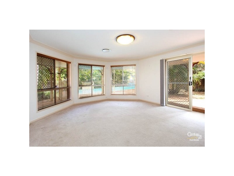 17 Lagoon Crescent, Bellbowrie QLD 4070