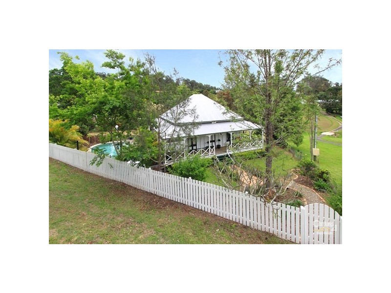 123 Mt Crosby Road, Anstead QLD 4070