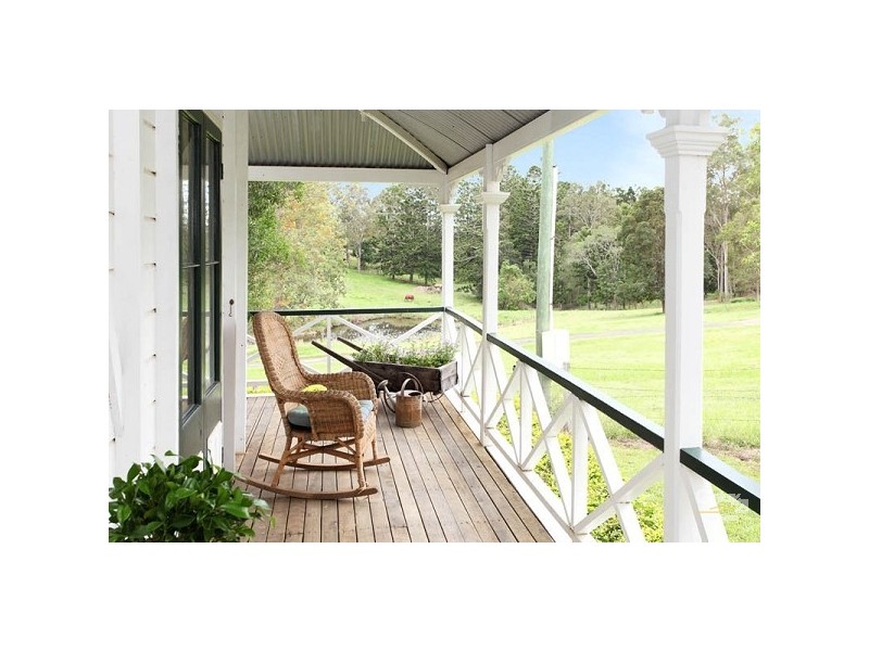 123 Mt Crosby Road, Anstead QLD 4070