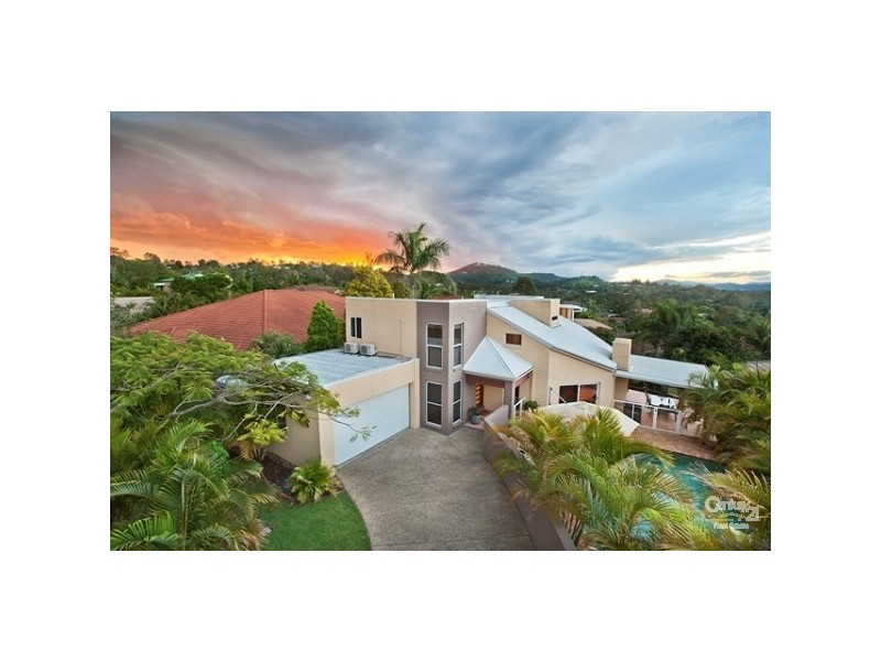 3 Gibson Place, Brookfield QLD 4069