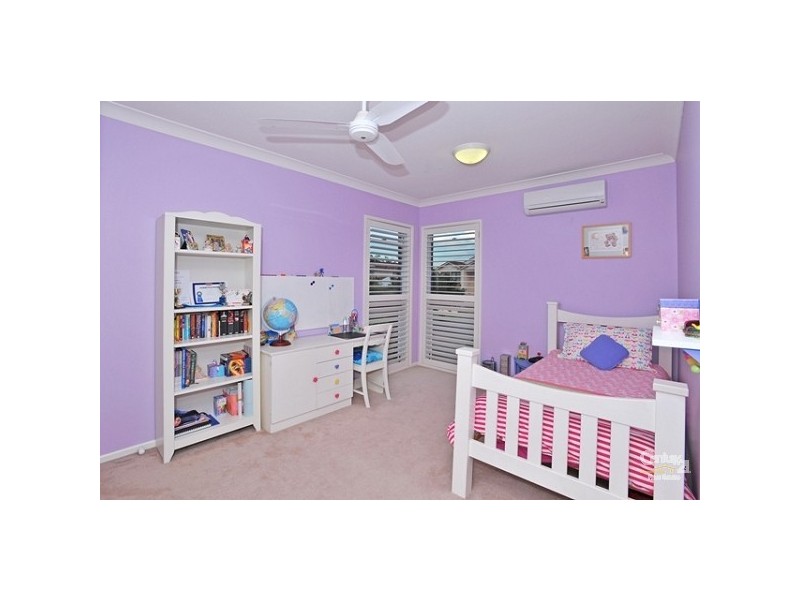 3 Gibson Place, Brookfield QLD 4069