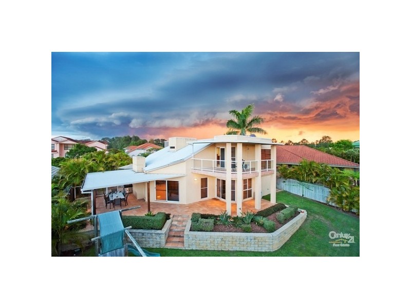 3 Gibson Place, Brookfield QLD 4069