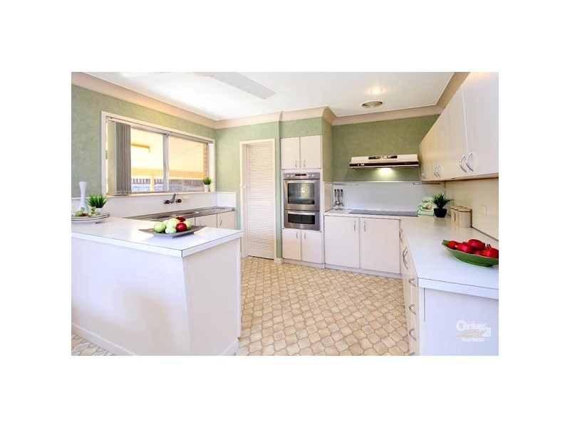 27 Fallbrook Street, Kenmore QLD 4069