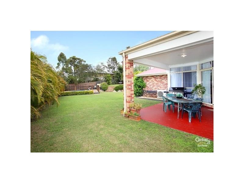 26 Westaway Crescent, Bellbowrie QLD 4070