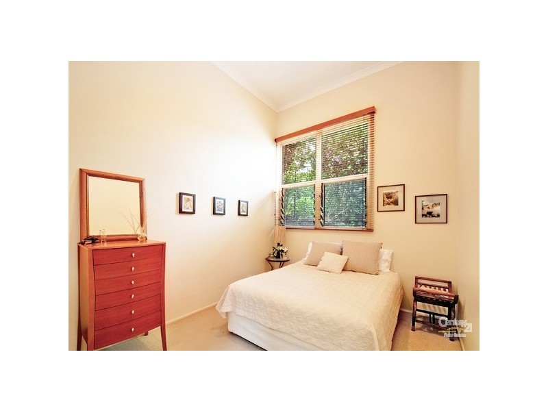 39 Ardes Street, Chapel Hill QLD 4069