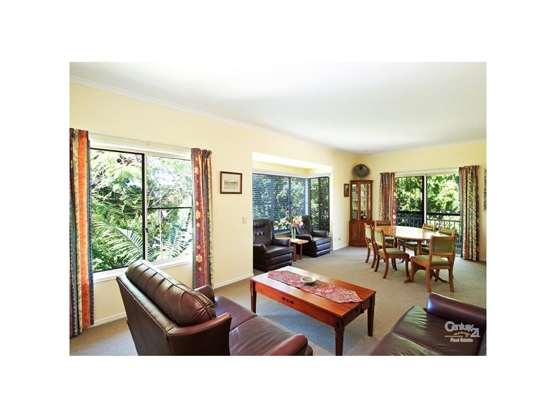 3 Coburn Court, Brookfield QLD 4069