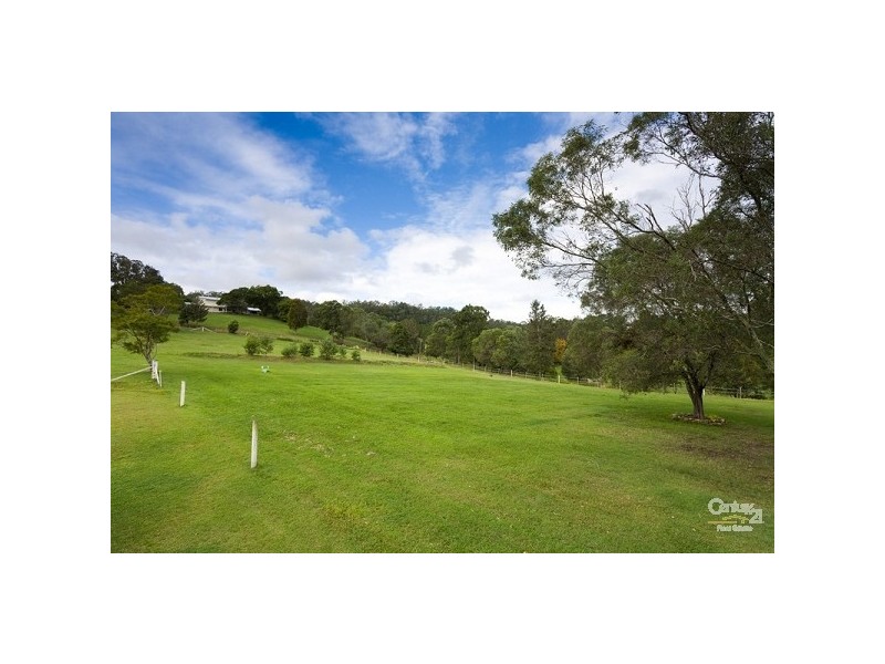 313 Gold Creek Road, Brookfield QLD 4069