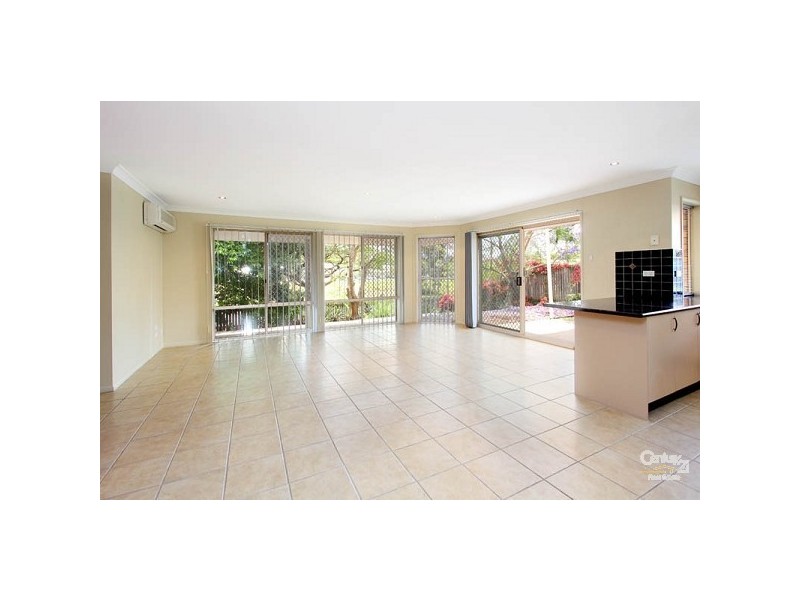 3/6 Golden Crest Place, Bellbowrie QLD 4070