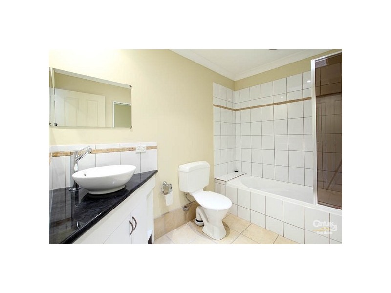 3/6 Golden Crest Place, Bellbowrie QLD 4070