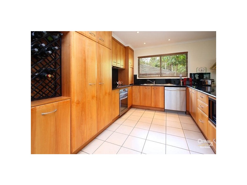 5 Pulas Place, Bellbowrie QLD 4070