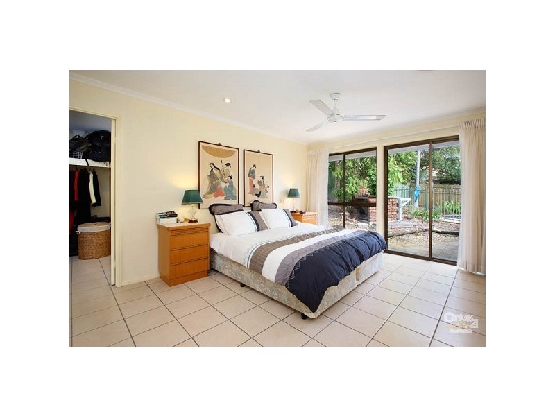 5 Pulas Place, Bellbowrie QLD 4070