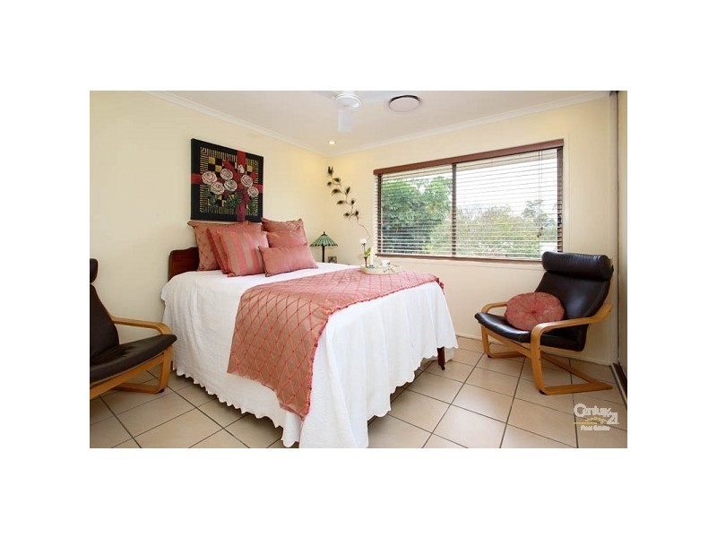 5 Pulas Place, Bellbowrie QLD 4070