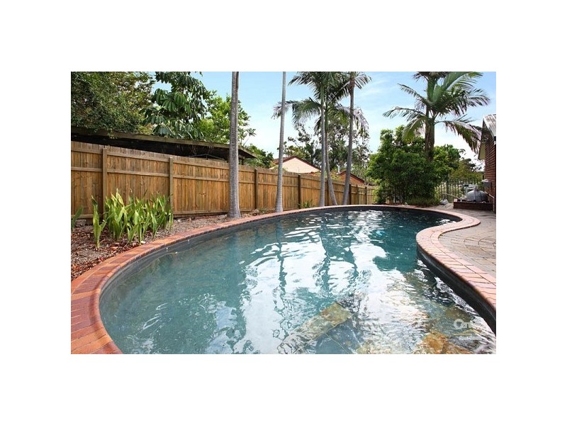 5 Pulas Place, Bellbowrie QLD 4070